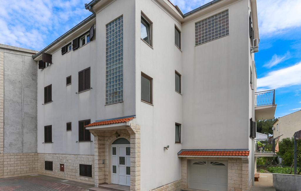 Apartments Ena&Toni Kastela Exterior photo